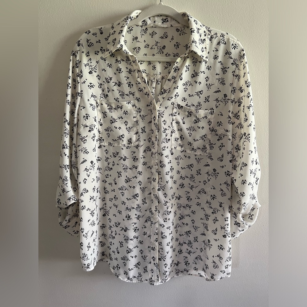 Maurice’s Button Down Blouse ~ Size Large
